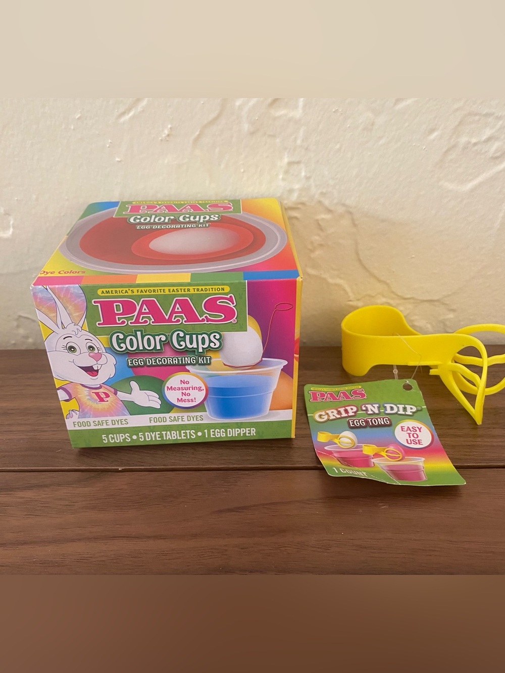 PAAS Easter Egg Decorating Kit Color Cups & Grip N Dip Egg Tong Bundle